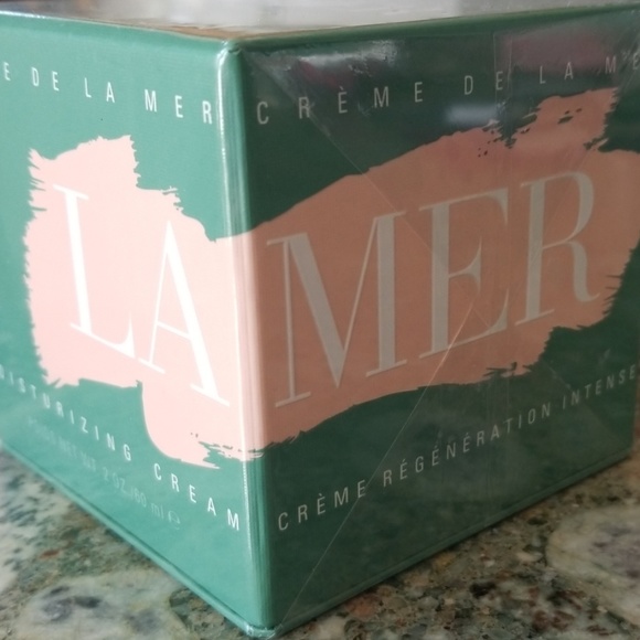 La Mer Other - La Mer Moisturizing Cream - Full Size